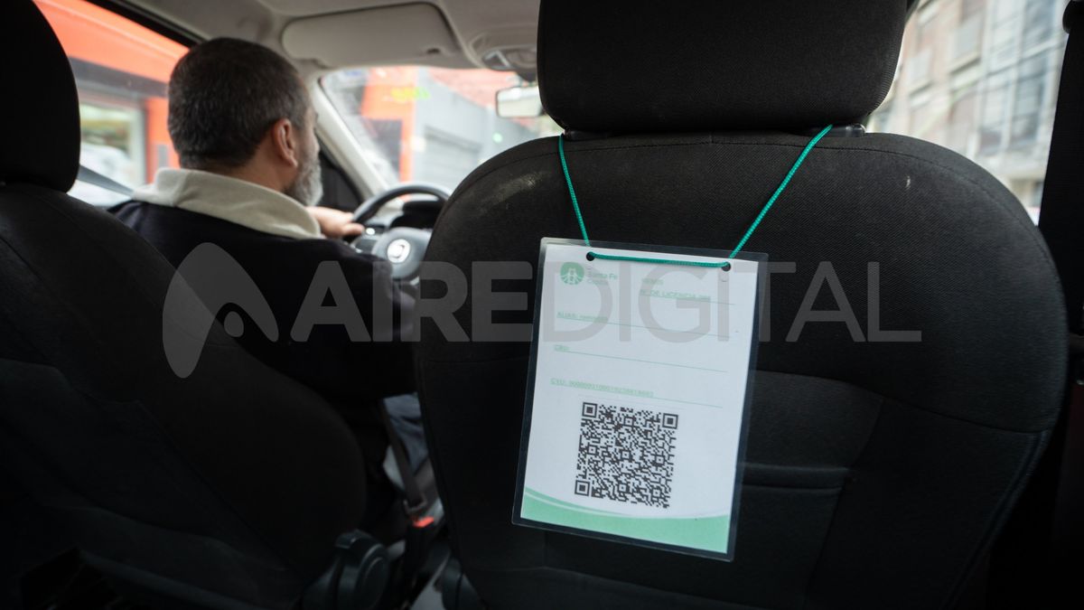 El 19 de agosto es la fecha límite para que los taxis y remises de la ciudad cuenten con medios de pago electrónico.