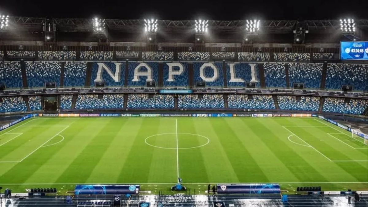 Estadio de Napoli llamado Diego Armando Maradona. Estadio de Napoli llamado Diego Armando Maradona.