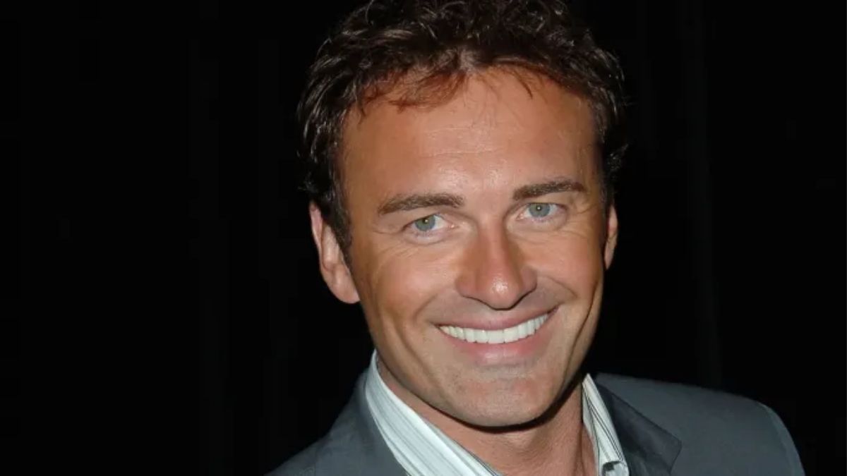 El fallecimiento de Julian McMahon fue anunciado por su esposa. 