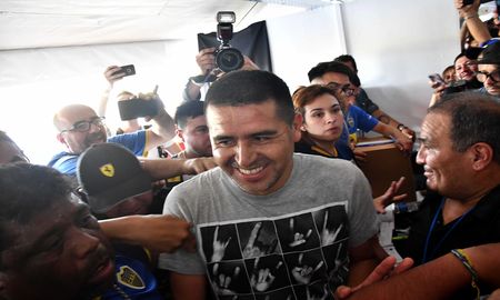 riquelme: si ganamos, no les pincharemos las ruedas cuando vengan a votar riquelme: si ganamos, no les pincharemos las ruedas cuando vengan a votar
