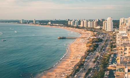 El turismo argentino sigue siendo el principal motor de la temporada uruguaya, con reservas en Punta del Este. El turismo argentino sigue siendo el principal motor de la temporada uruguaya, con reservas en Punta del Este.