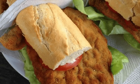 Escapada al pueblito de Buenos Aires que tiene el mejor sandwich de milanesa del país. Escapada al pueblito de Buenos Aires que tiene el mejor sandwich de milanesa del país.