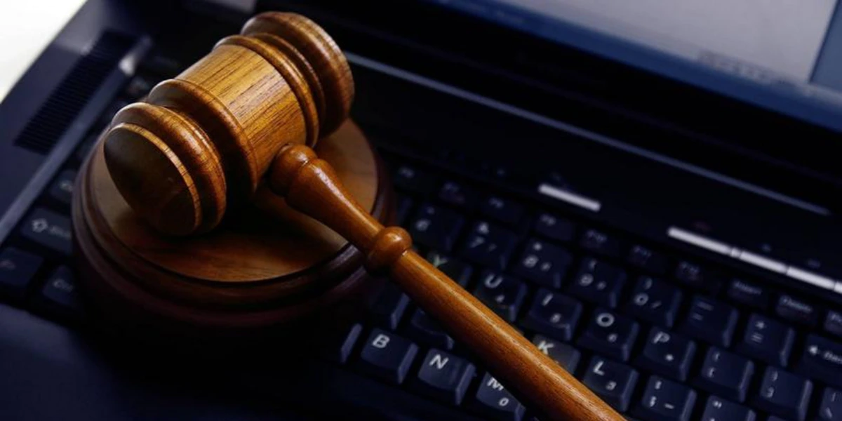 El juicio por el asesinato de Mariano Román se divide en dos, ya que, al momento de matarlo, la Policía detuvo a cuatro personas.