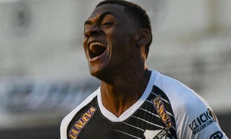 Almanaque González sufrió una descompensación tras el encuentro entre All Boys y Gimnasia de Jujuy, por la Primera Nacional. Almanaque González sufrió una descompensación tras el encuentro entre All Boys y Gimnasia de Jujuy, por la Primera Nacional.