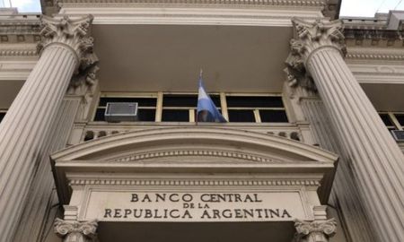 El Banco Central de la República Argentina (BCRA). El Banco Central de la República Argentina (BCRA).