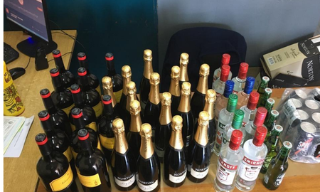 Bebidas listas para ser consumidas en el cumple Bebidas listas para ser consumidas en el cumple