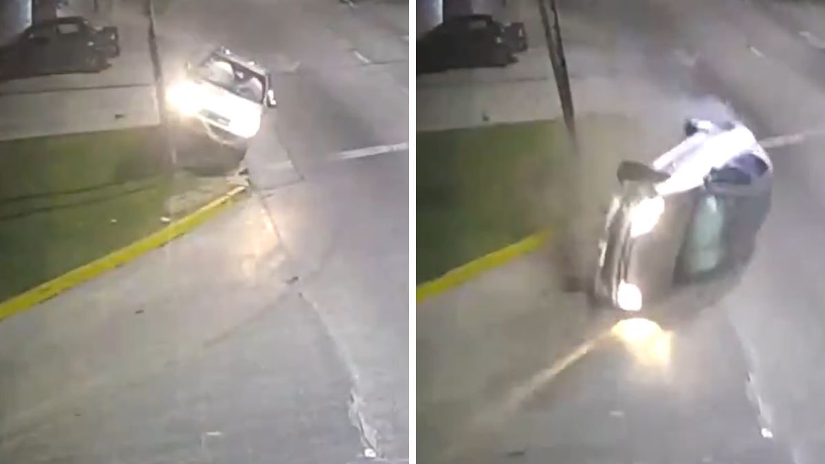 Chocó contra un poste de luz