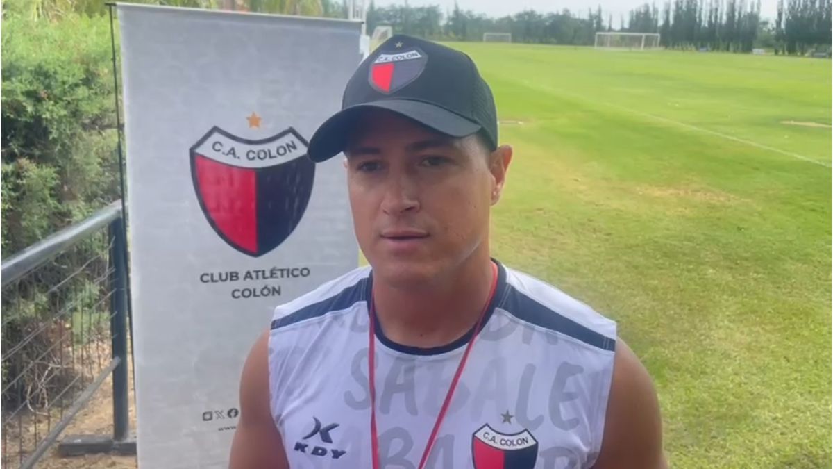 Ezequiel Medr&aacute;n, DT de Col&oacute;n.