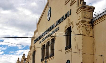 Encontraron ansiolíticos entre las pertenencias de tres guardias penitenciarios. Encontraron ansiolíticos entre las pertenencias de tres guardias penitenciarios.