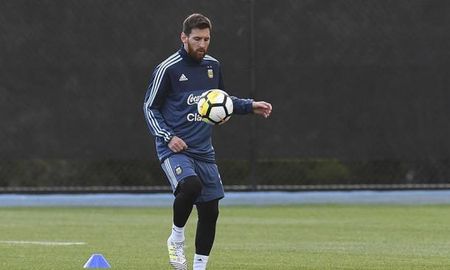 messi llego al pais y se instalo en el predio de ezeiza messi llego al pais y se instalo en el predio de ezeiza
