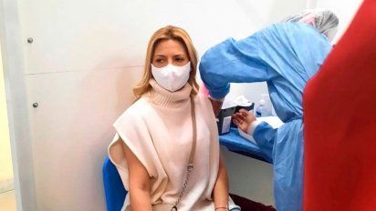 Fabiola Yañez recibió la primera dosis de la vacuna en la semana 12 del embarazo.
