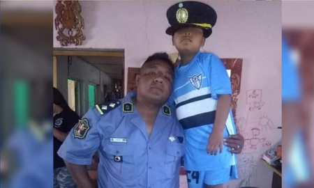 La joven se llama Gisel Burgos y su papá era comisario de la Policía de la provincia de Salta. El hombre falleció por coronavirus. La joven se llama Gisel Burgos y su papá era comisario de la Policía de la provincia de Salta. El hombre falleció por coronavirus.