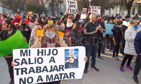 Silvia Parra, madre del policía remisero detenido Silvia Parra, madre del policía remisero detenido