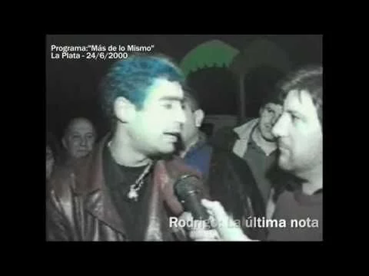 Rodrigo en su última entrevista antes de subirse a la camioneta.