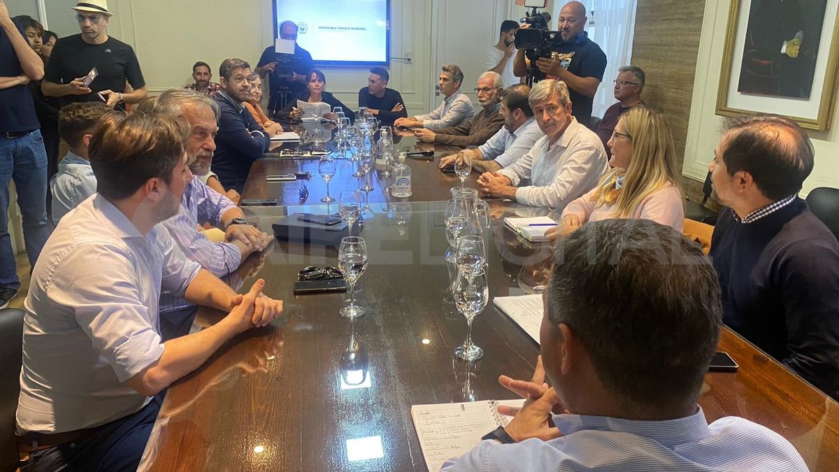 Reunión por nocturnidad: Tenemos que definir si Santa Fe es una ciudad de fiesta