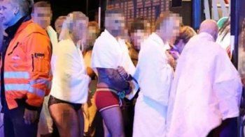 estaban en plena fiesta sexual en un club swinger, se desato un incendio y terminaron evacuados estaban en plena fiesta sexual en un club swinger, se desato un incendio y terminaron evacuados