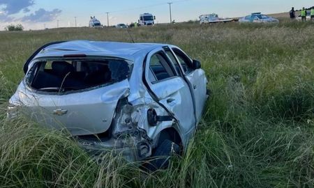 El vuelco fatal ocurrió en el kilómetro 86 de la Ruta Nacional 226. La víctima falleció en el acto tras el accidente. El vuelco fatal ocurrió en el kilómetro 86 de la Ruta Nacional 226. La víctima falleció en el acto tras el accidente.