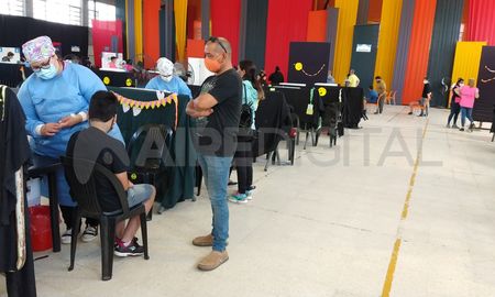 Aire de Santa Fe | vacunación covid La Esquina Encendida chicos 12 años 3.jpg