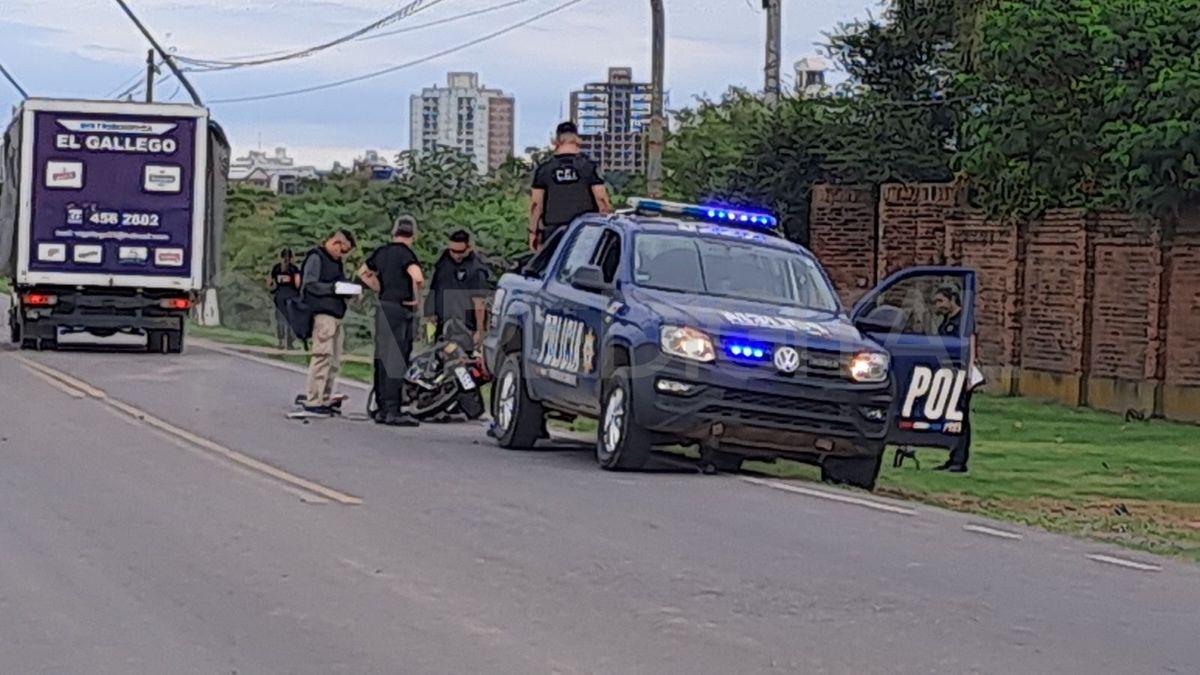 Un motociclista murió este martes por la mañana sobre la avenida Demetrio Gómez. Un motociclista murió este martes por la mañana sobre la avenida Demetrio Gómez.