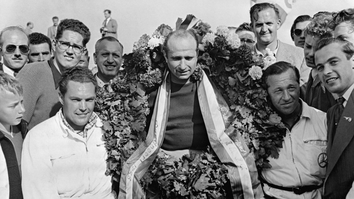 El gran campeón. Juan Manuel Fangio mantuvo por casi 50 años el récord de más títulos ganados en la Fórmula 1.