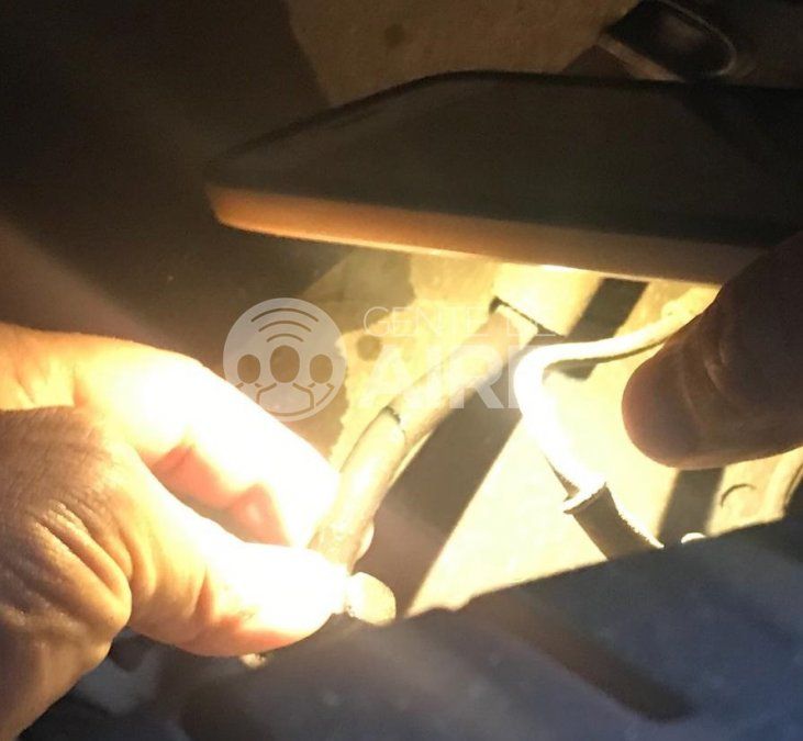 Trapito cortó los frenos de un auto por no querer pagarle por adelantado