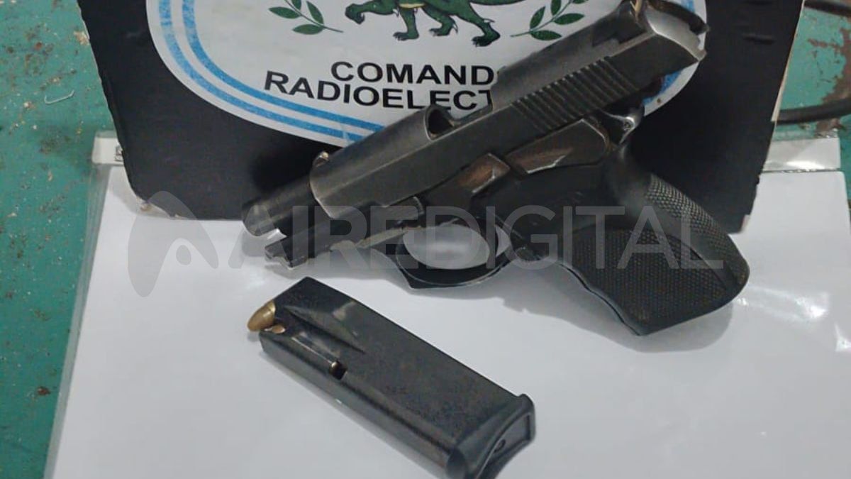 El arma secuestrada al hombre que se fugó