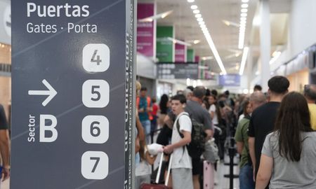 El Aeropuerto Internacional de Rosario continuará ampliando su oferta de conectividad internacional con la incorporación de nuevas rutas y frecuencias. El Aeropuerto Internacional de Rosario continuará ampliando su oferta de conectividad internacional con la incorporación de nuevas rutas y frecuencias.