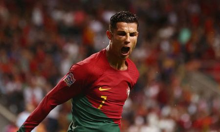 Cristiano Ronaldo encabeza la lista de convocados del Mundial Qatar 2022. Cristiano Ronaldo encabeza la lista de convocados del Mundial Qatar 2022.