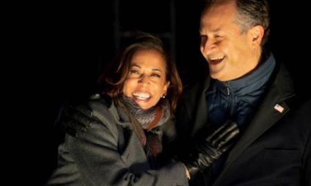 Kamala Harris y Douglas Emhoff se casaron en agosto del 2014. Kamala Harris y Douglas Emhoff se casaron en agosto del 2014.