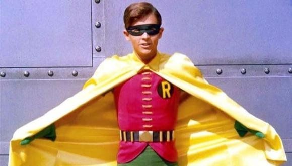 La producción sometió a un tratamiento hormonal a Burt Ward.