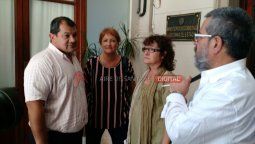 Concluyó la reunión entre los docentes y el ministro Pablo Farías Concluyó la reunión entre los docentes y el ministro Pablo Farías