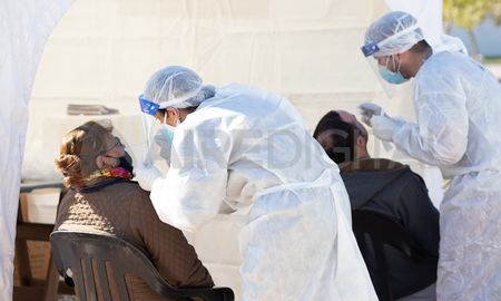 coronavirus en santa fe: 3.768 casos nuevos en la provincia, la peor cifra para un domingo coronavirus en santa fe: 3.768 casos nuevos en la provincia, la peor cifra para un domingo