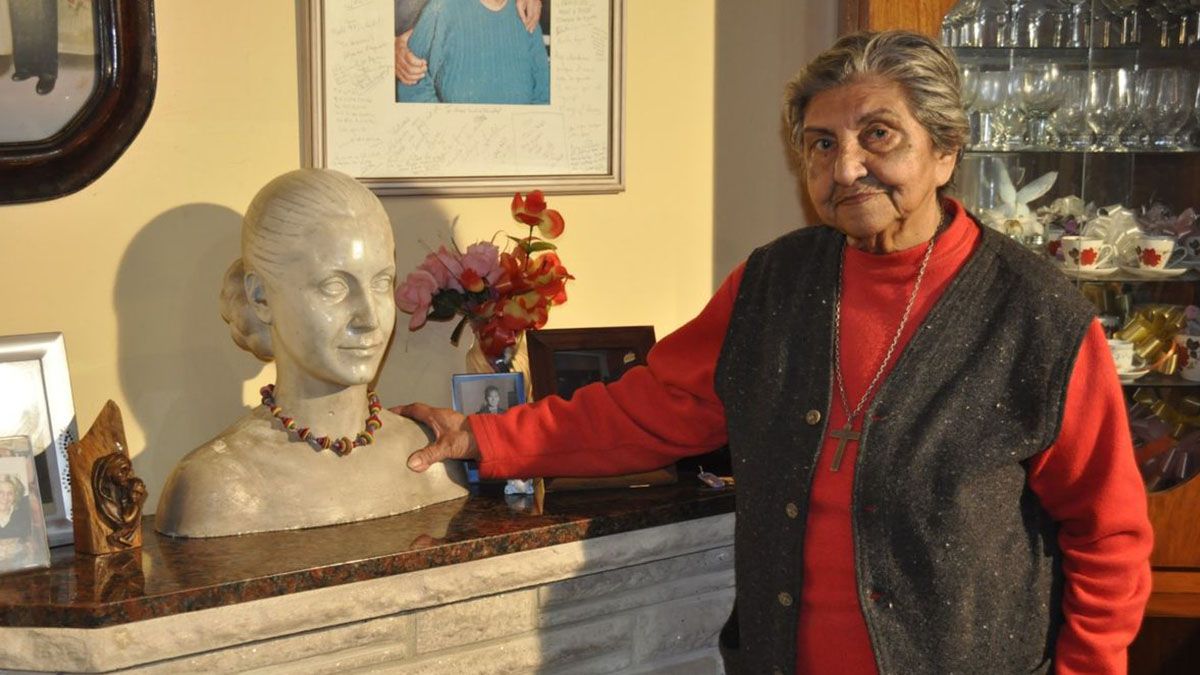 La historia de ese busto de Evita