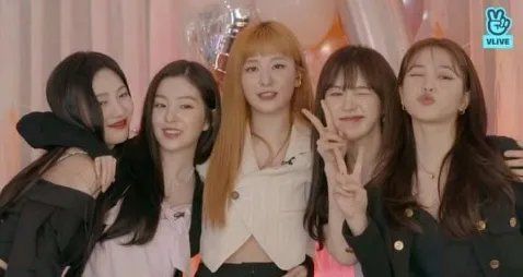 Wendy habló sobre su caída en la transmisión en vivo.