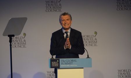 mauricio macri viaja a vaca muerta y pedira ahorrar gas y luz