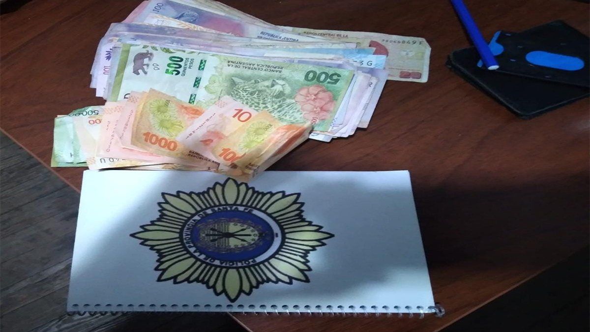 El monto fue recuperado por el personal de la Brigada Motorizada. 