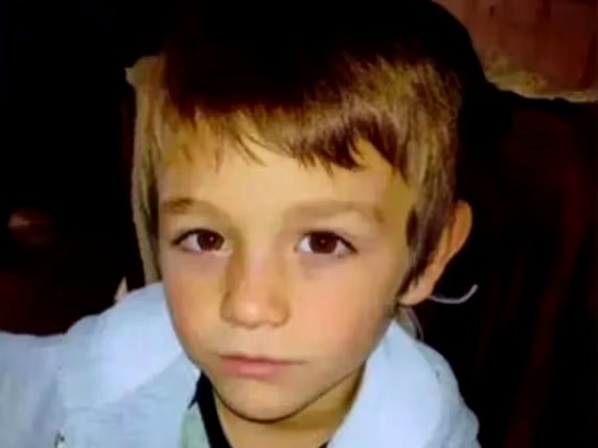 Agustín se había caído de un caballo a las aguas del arroyo Orellano en pleno temporal cuando, junto a una prima de 13 años, arreaban unas vacas. Agustín se había caído de un caballo a las aguas del arroyo Orellano en pleno temporal cuando, junto a una prima de 13 años, arreaban unas vacas.