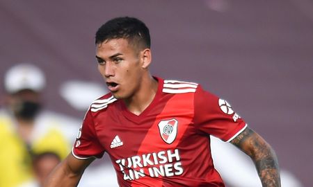 Marcelo Gallardo no tendrá en cuenta a Alex Vigo y el lateral le pidió al Club Atlético River Plate irse a préstamo a otro club. Marcelo Gallardo no tendrá en cuenta a Alex Vigo y el lateral le pidió al Club Atlético River Plate irse a préstamo a otro club.