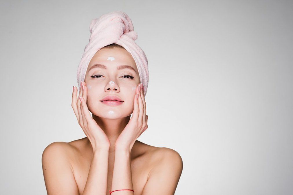 Cómo limpiar el rostro con aloe vera.