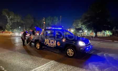 El ciclista y el motociclista fueron trasladados por el servicio de emergencias médicas 107 al hospital José María Cullen. El ciclista y el motociclista fueron trasladados por el servicio de emergencias médicas 107 al hospital José María Cullen.