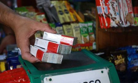 Se observó que en algunas marcas de cigarrillos, en especial aquellas que compiten con segundas marcas, las diferencias llegaron a alcanzar hasta un 200% sobre el precio informado. Se observó que en algunas marcas de cigarrillos, en especial aquellas que compiten con segundas marcas, las diferencias llegaron a alcanzar hasta un 200% sobre el precio informado.