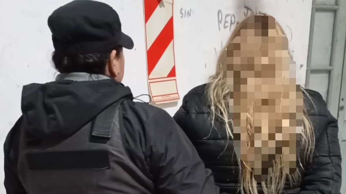 La mujer fue detenida minutos después del ataque. 
