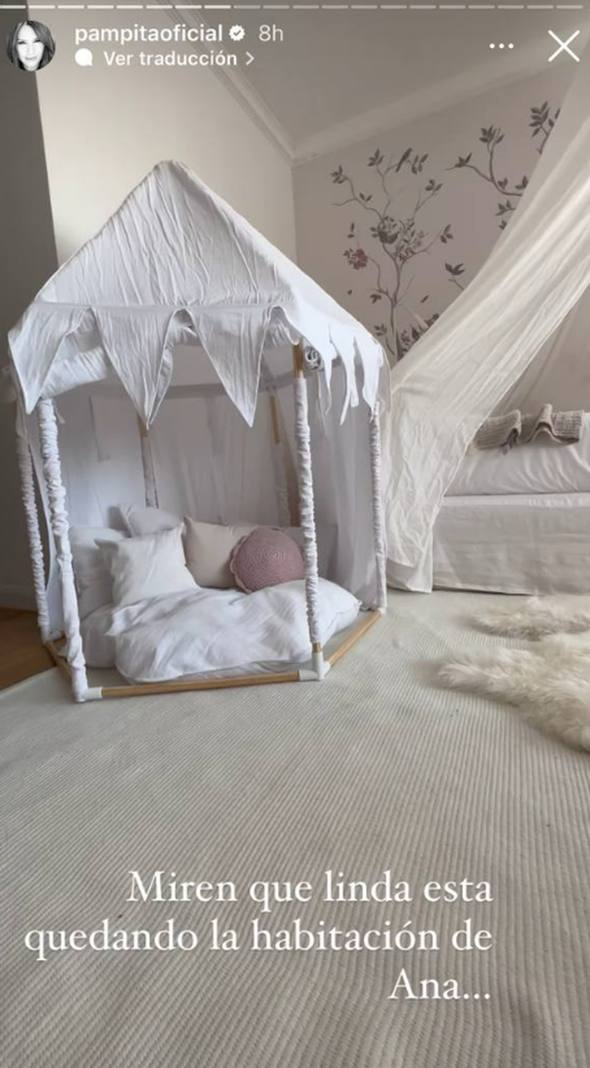 El lujoso cuarto de Ana, la hija de Pampita.