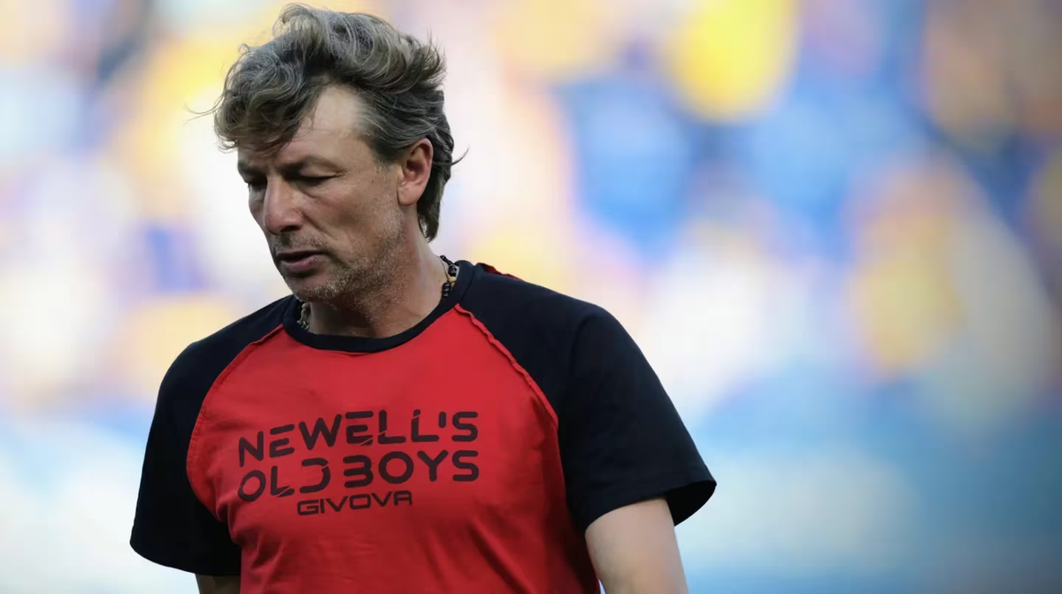 Gabriel Heinze dejará de ser el entrenador de Newell's. Gabriel Heinze dejará de ser el entrenador de Newell's.