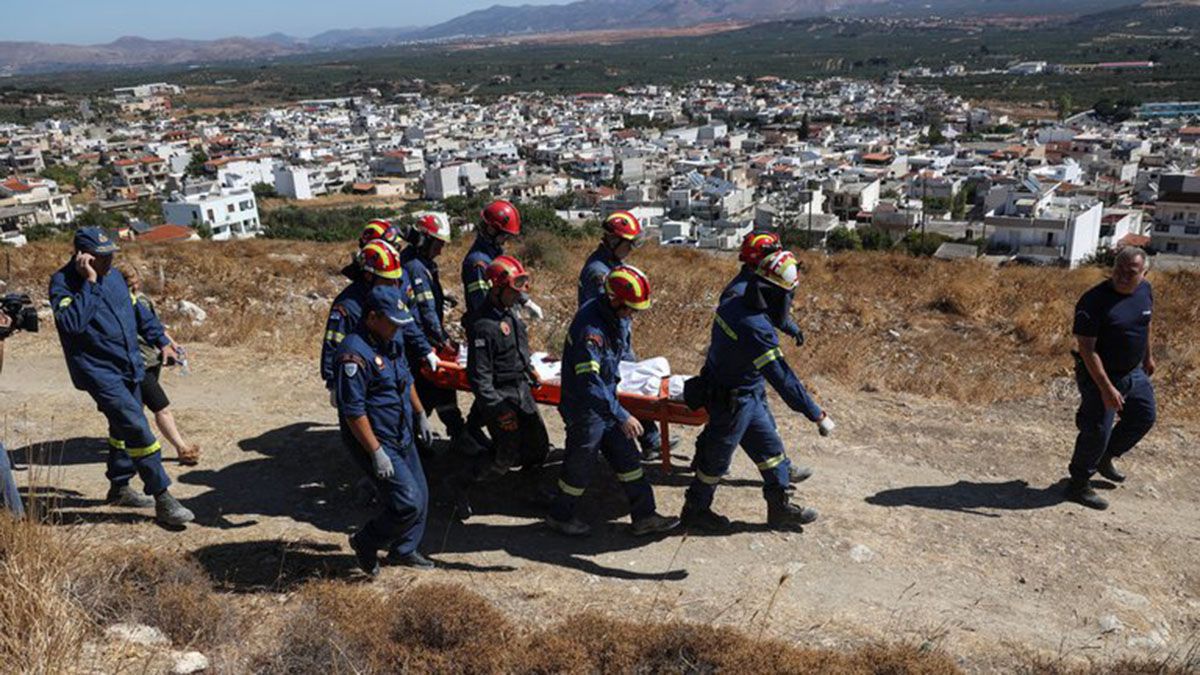 El sismo dejó al menos un muerto en la isla.