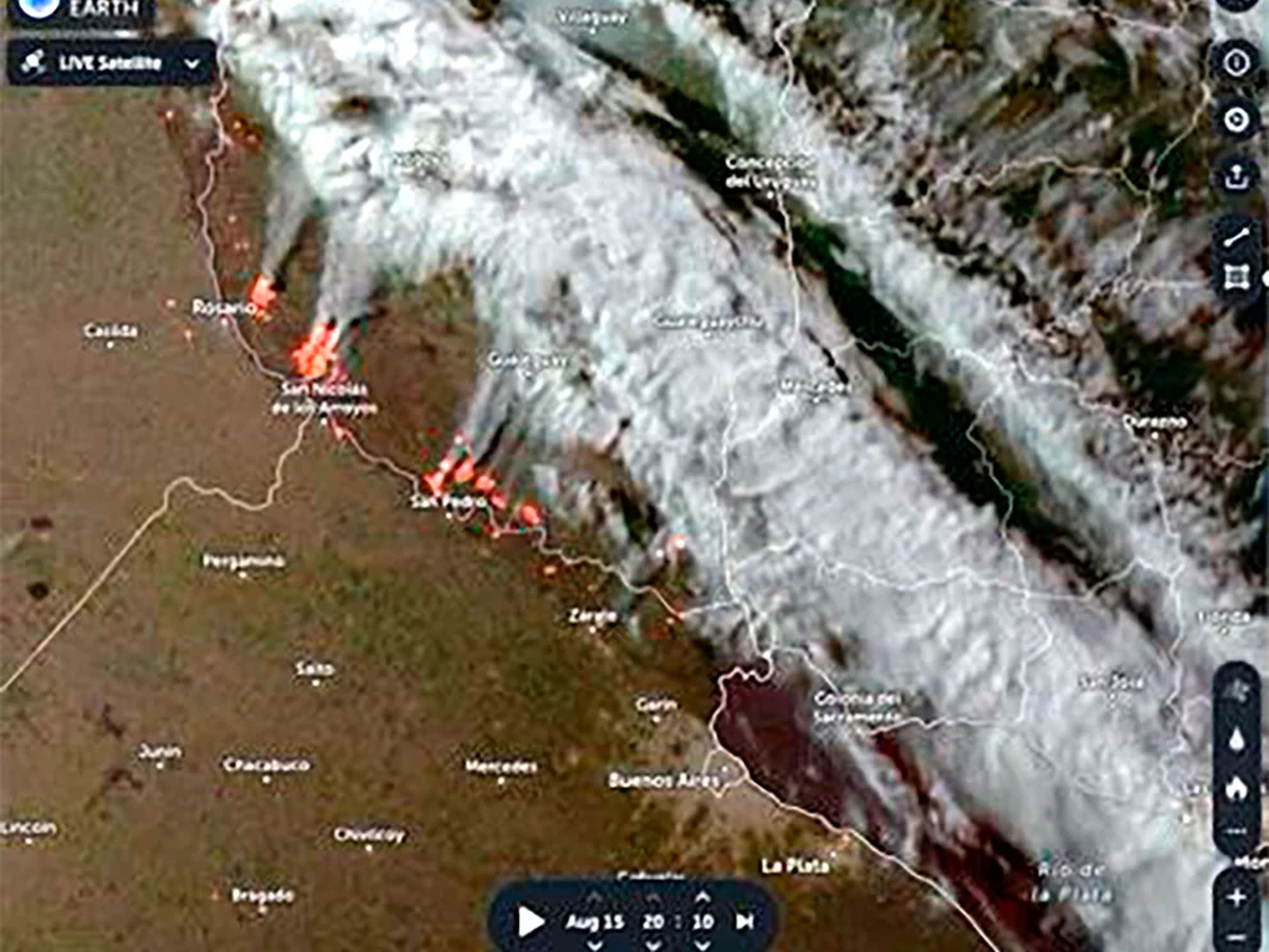 Los últimos focos de incendio en el Delta del Paraná, de acuerdo a las imágenes satelitales del Servicio Meteorológico Nacional.