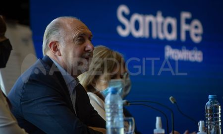 Omar Perotti se refirió al Presupuesto 2022 durante un acto en el Museo de la Constitución. Omar Perotti se refirió al Presupuesto 2022 durante un acto en el Museo de la Constitución.