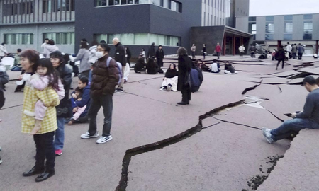 Violentos sismos en Japón provocan alertas de tsunami en el Pacífico Violentos sismos en Japón provocan alertas de tsunami en el Pacífico