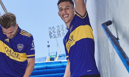 oficial: boca presento su nueva indumentaria oficial: boca presento su nueva indumentaria