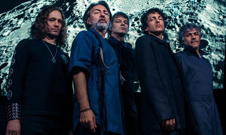 La banda argentina, Babasónicos, finalmente compartió su nuevo single y video en todas las plataformas digitales. La banda argentina, Babasónicos, finalmente compartió su nuevo single y video en todas las plataformas digitales.